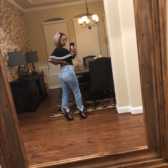 OFFERS ACCEPTED - Picture 5 of 7